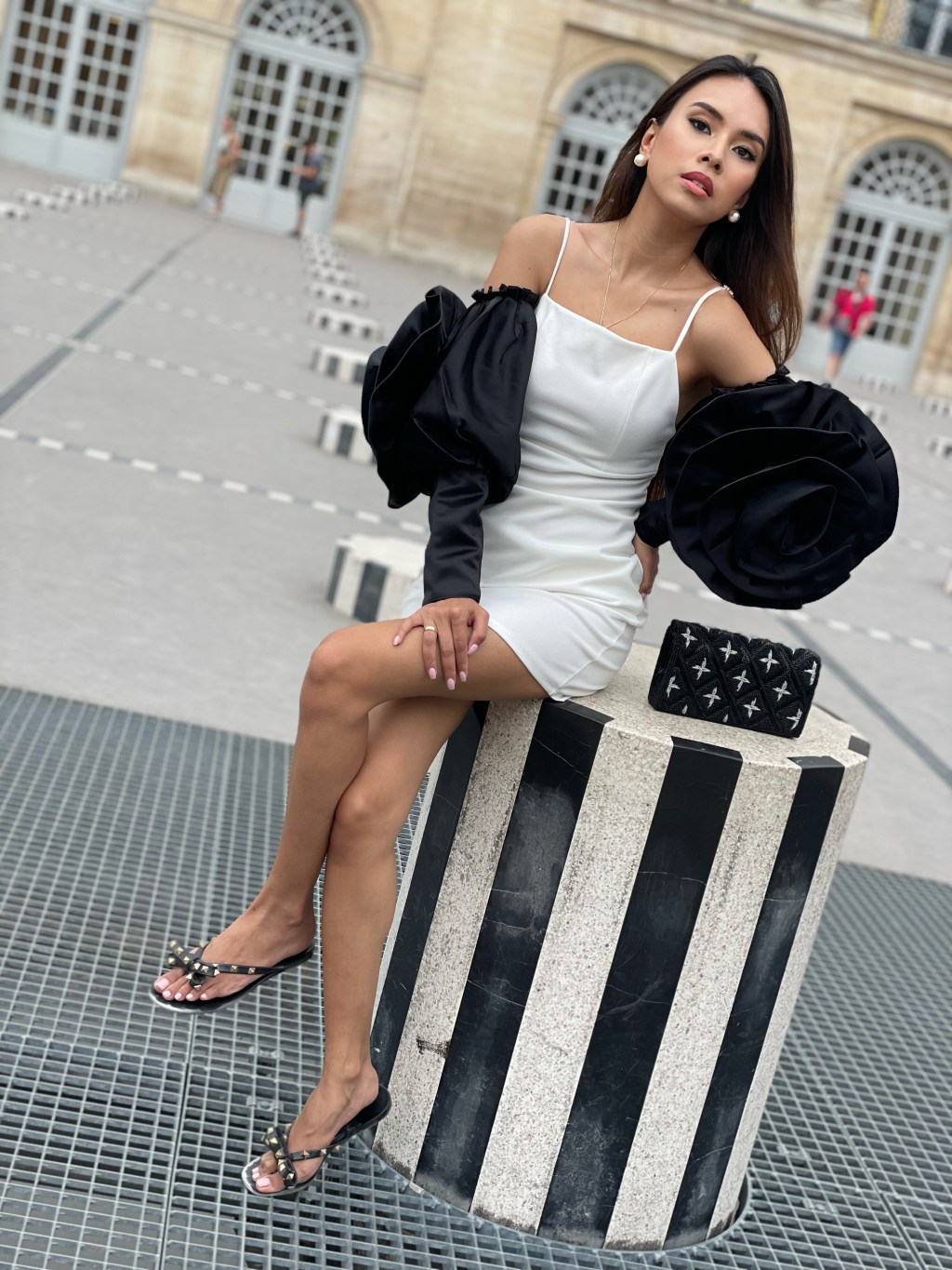 How To Make A Simple Outfit Look&nbsp;Extra