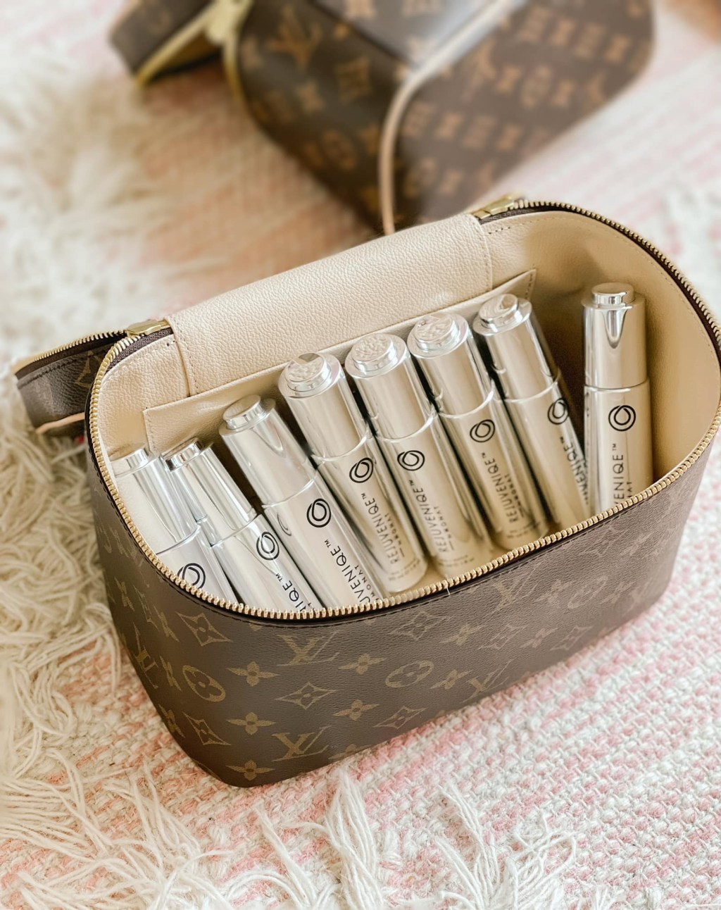 Best Skin & Hair Oil Liquid Gold Elixir “Our Holy&nbsp;Grail“